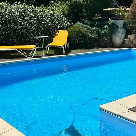 Apartamento Lucy With Shared Pool Cambiasca